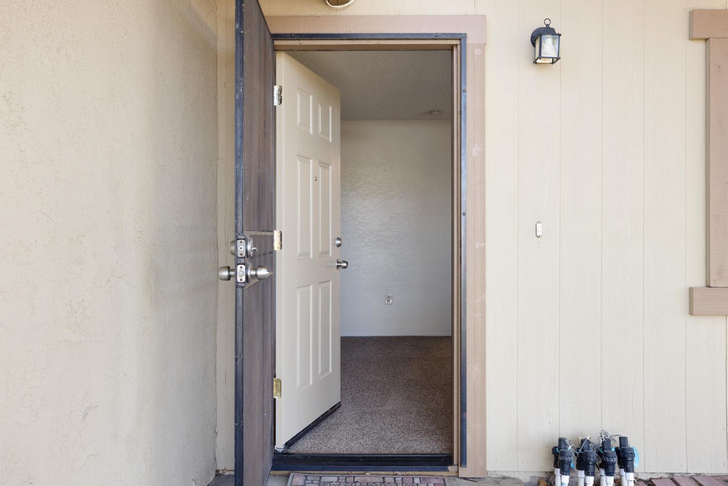 570 Camelia Lane
