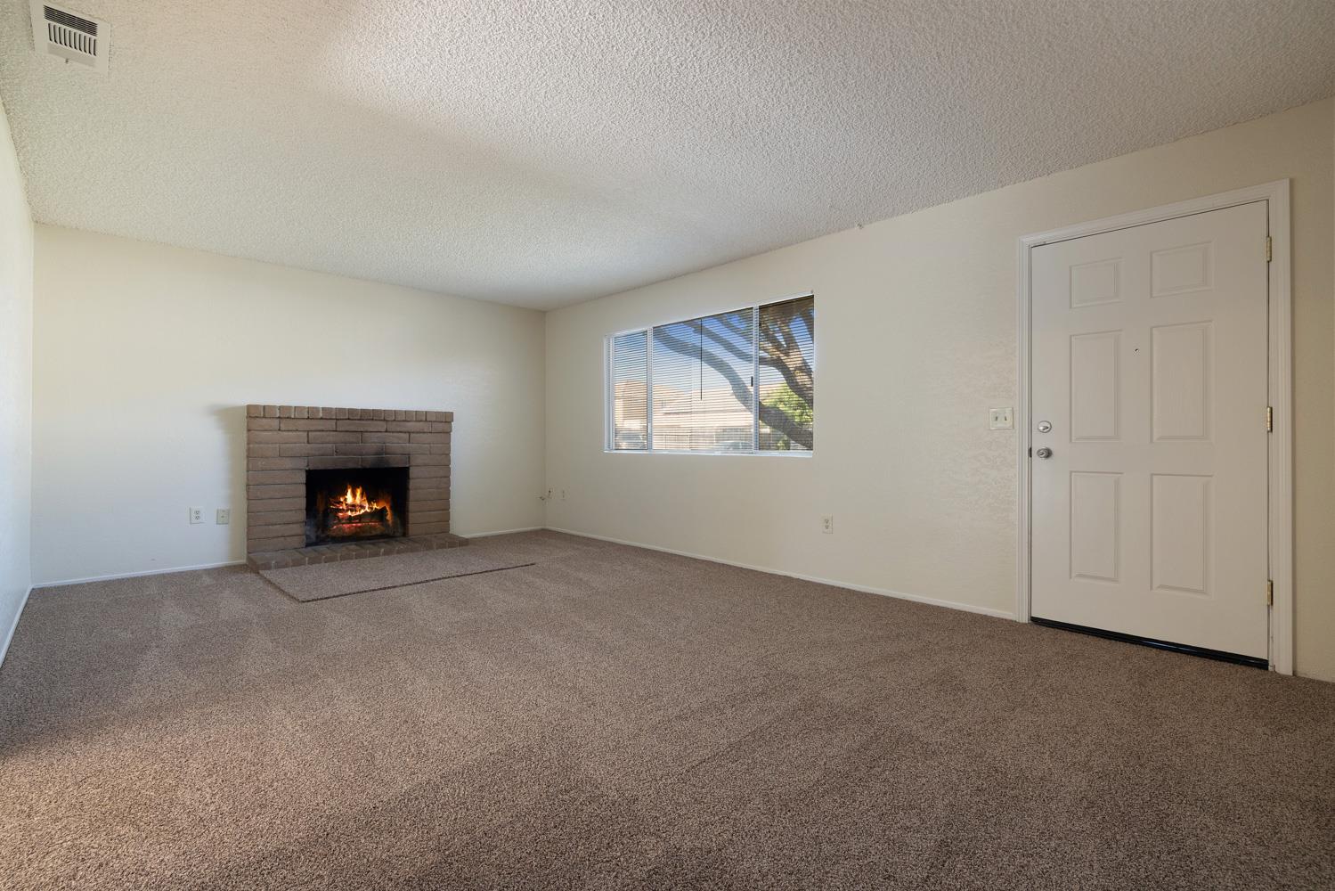 570 Camelia Lane