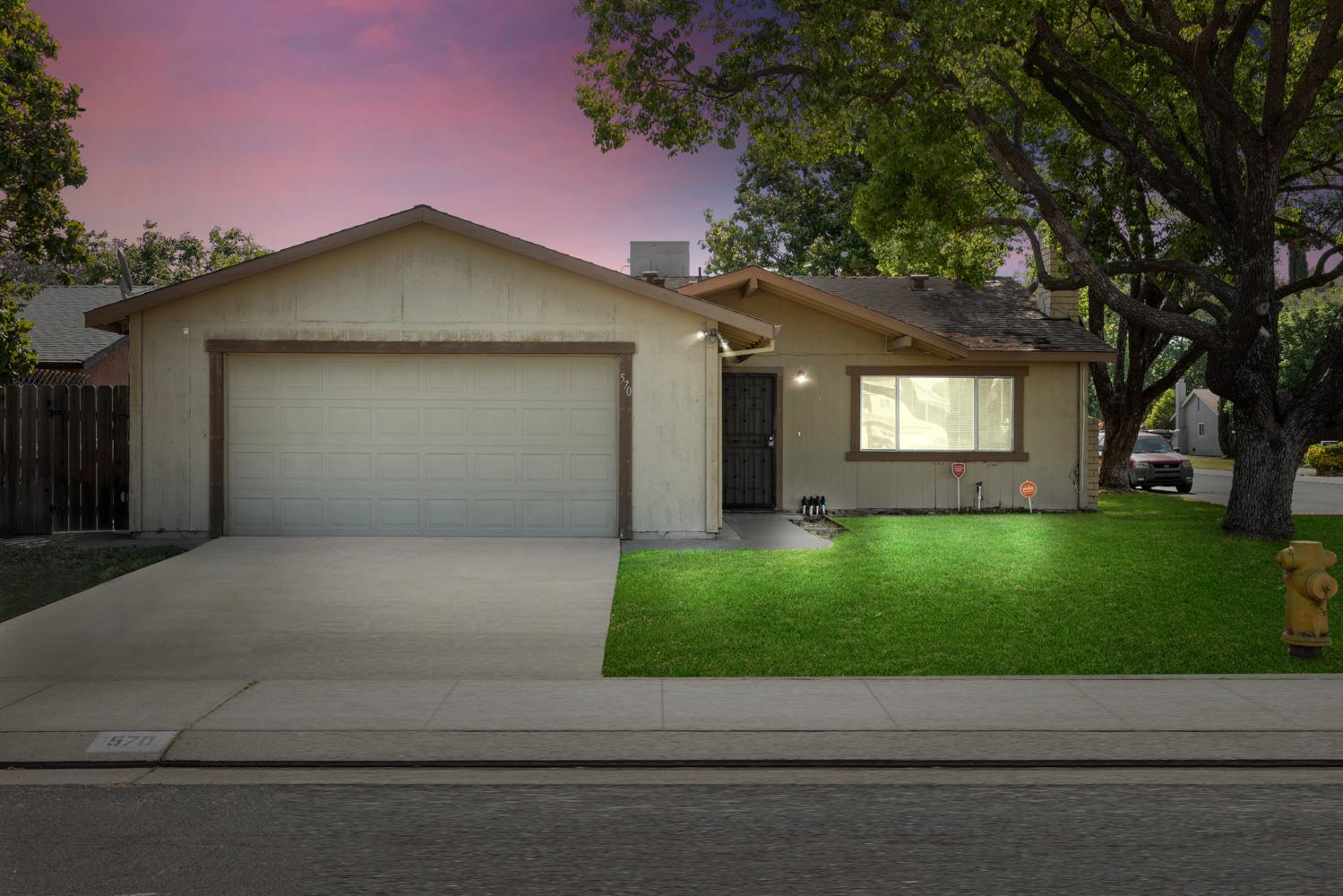 570 Camelia Lane