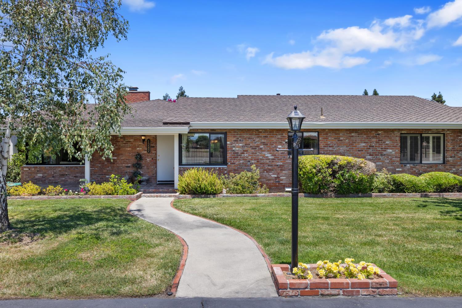 1287 W Valpico Road