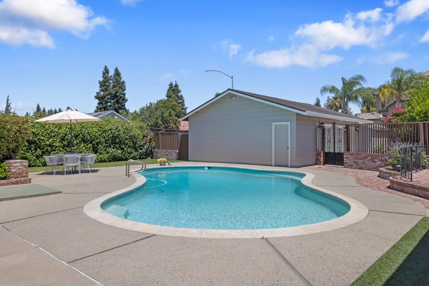 1287 W Valpico Road