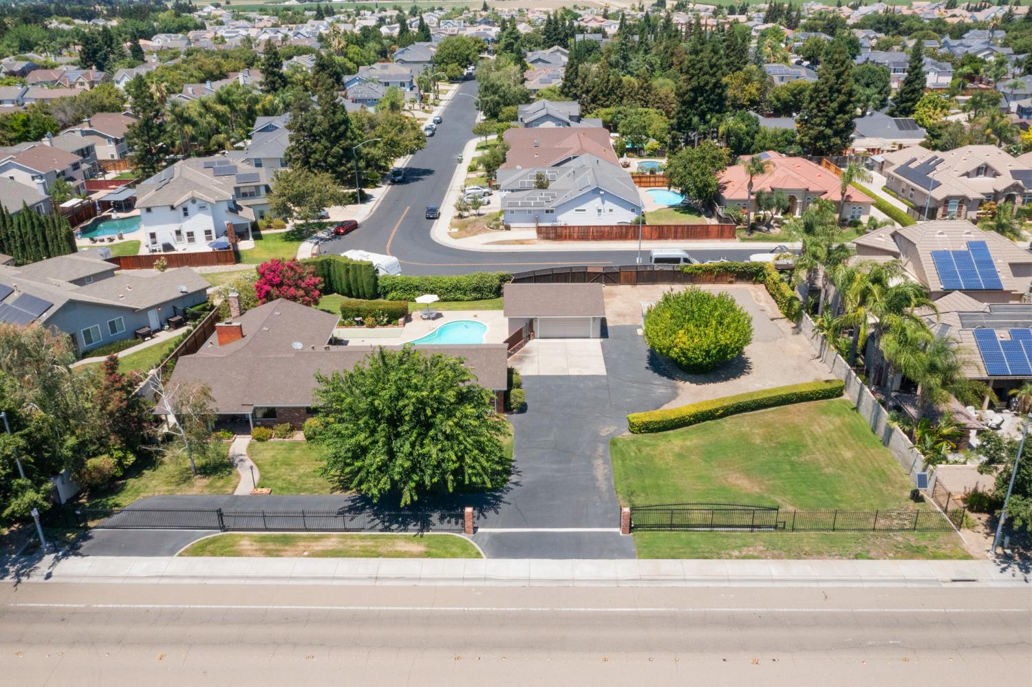 1287 W Valpico Road