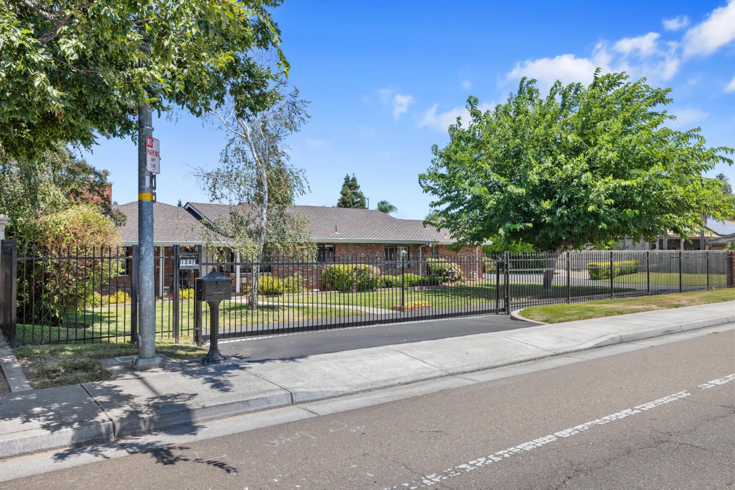 1287 W Valpico Road