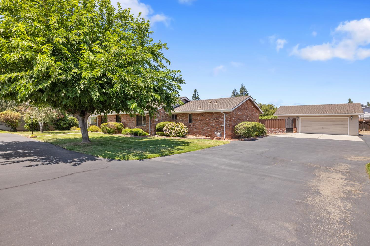 1287 W Valpico Road