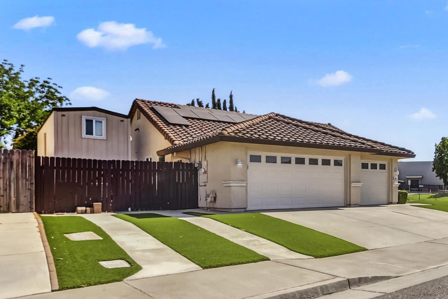 967 Elk Hills Drive