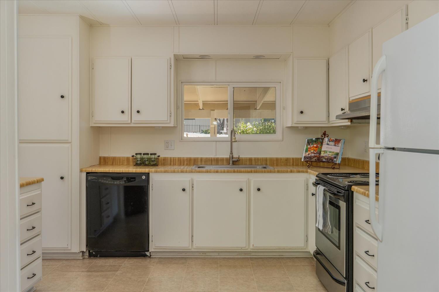 340 Tom Bell Road 166