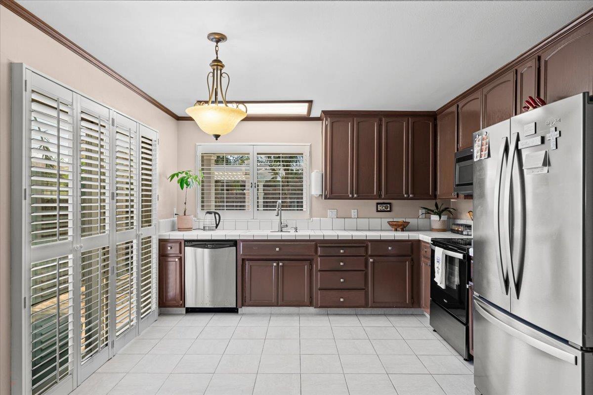 2408 Tejon Street