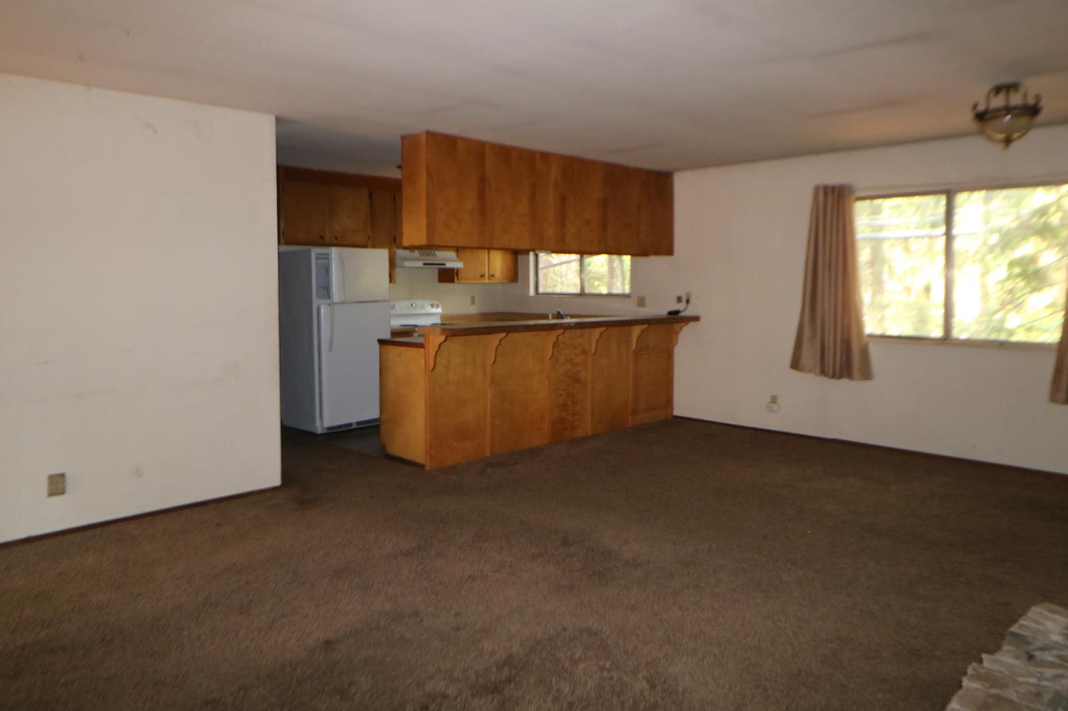 1536 Meadowview Drive