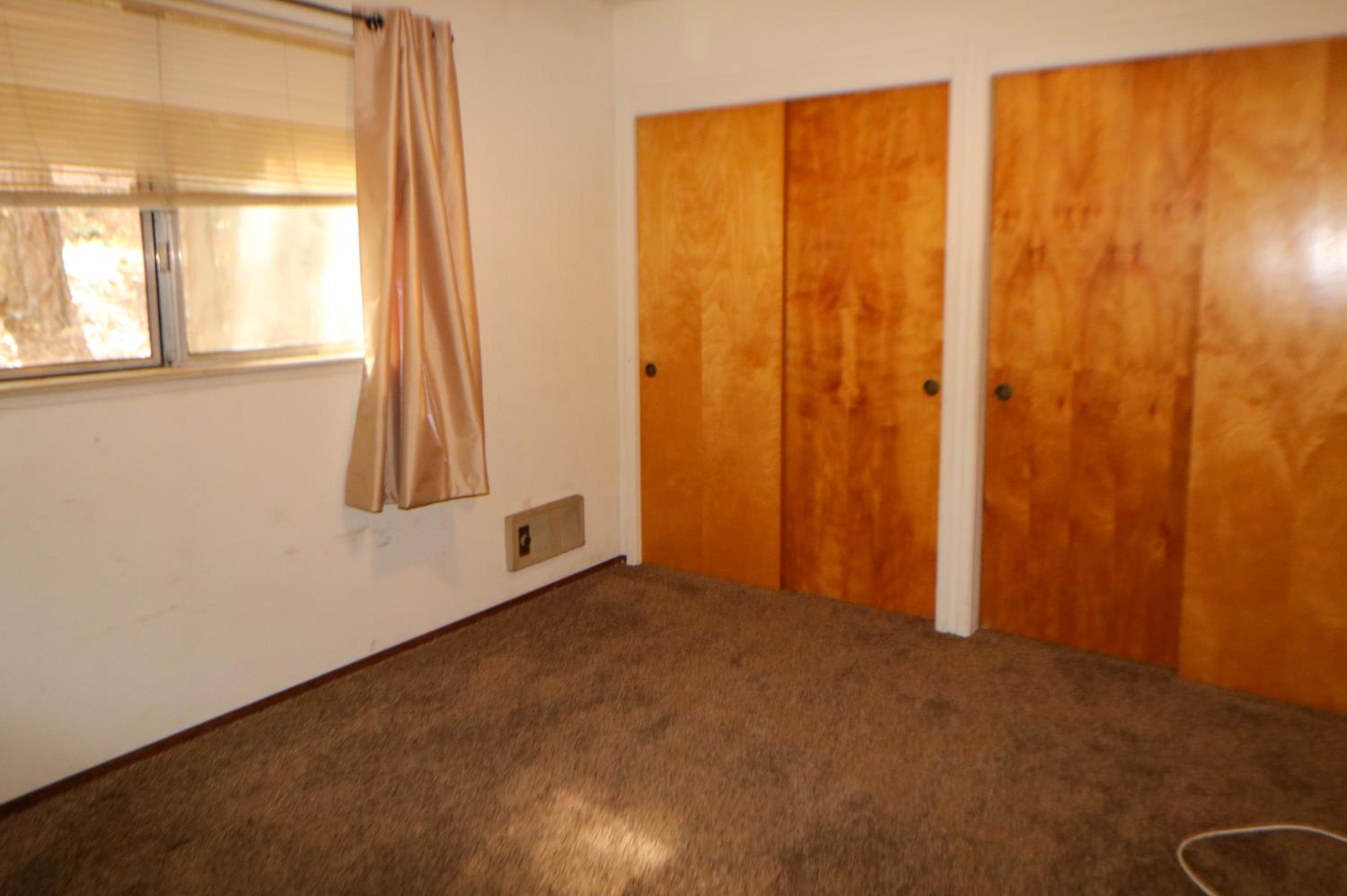 1536 Meadowview Drive