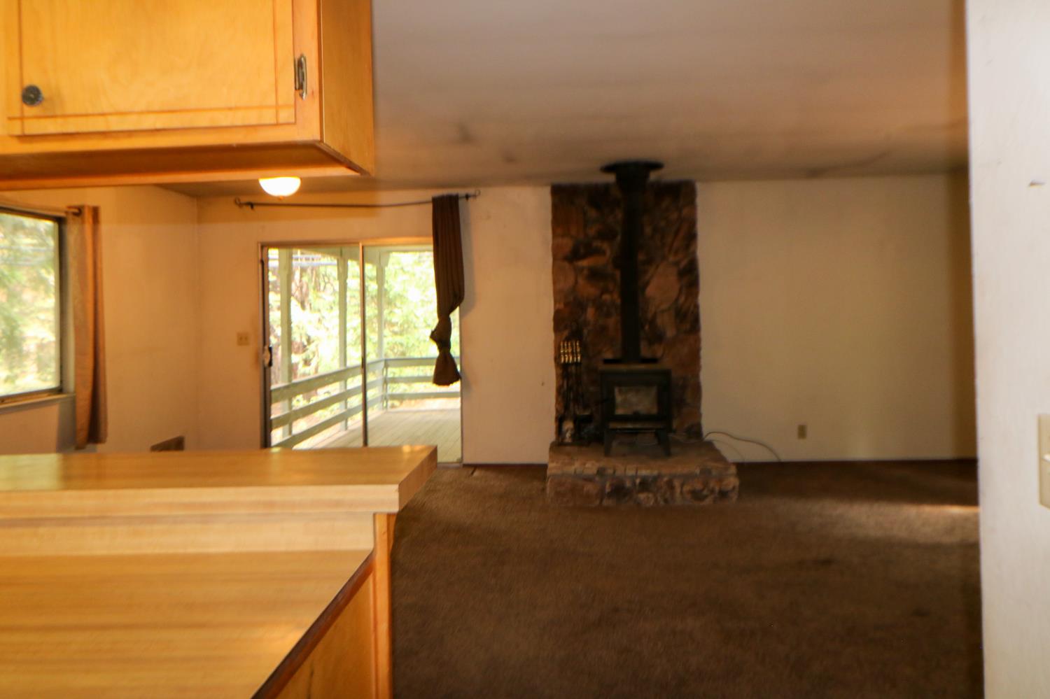 1536 Meadowview Drive
