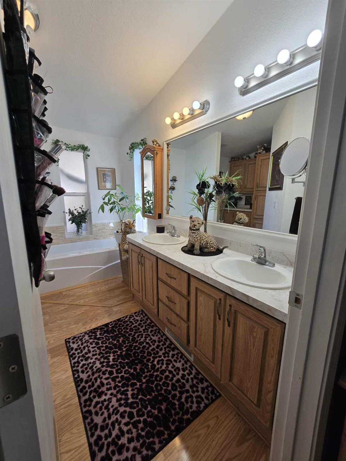 18717 Mill Villa Road 615
