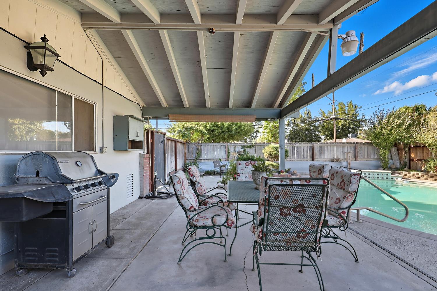 1110 V Street