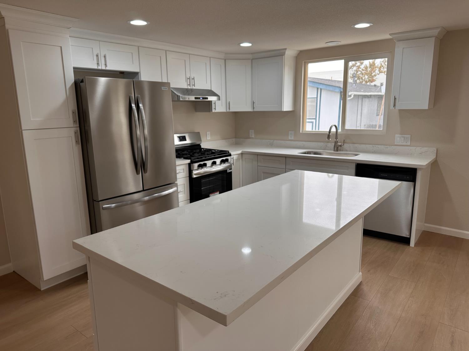 812 W Clover Road 74
