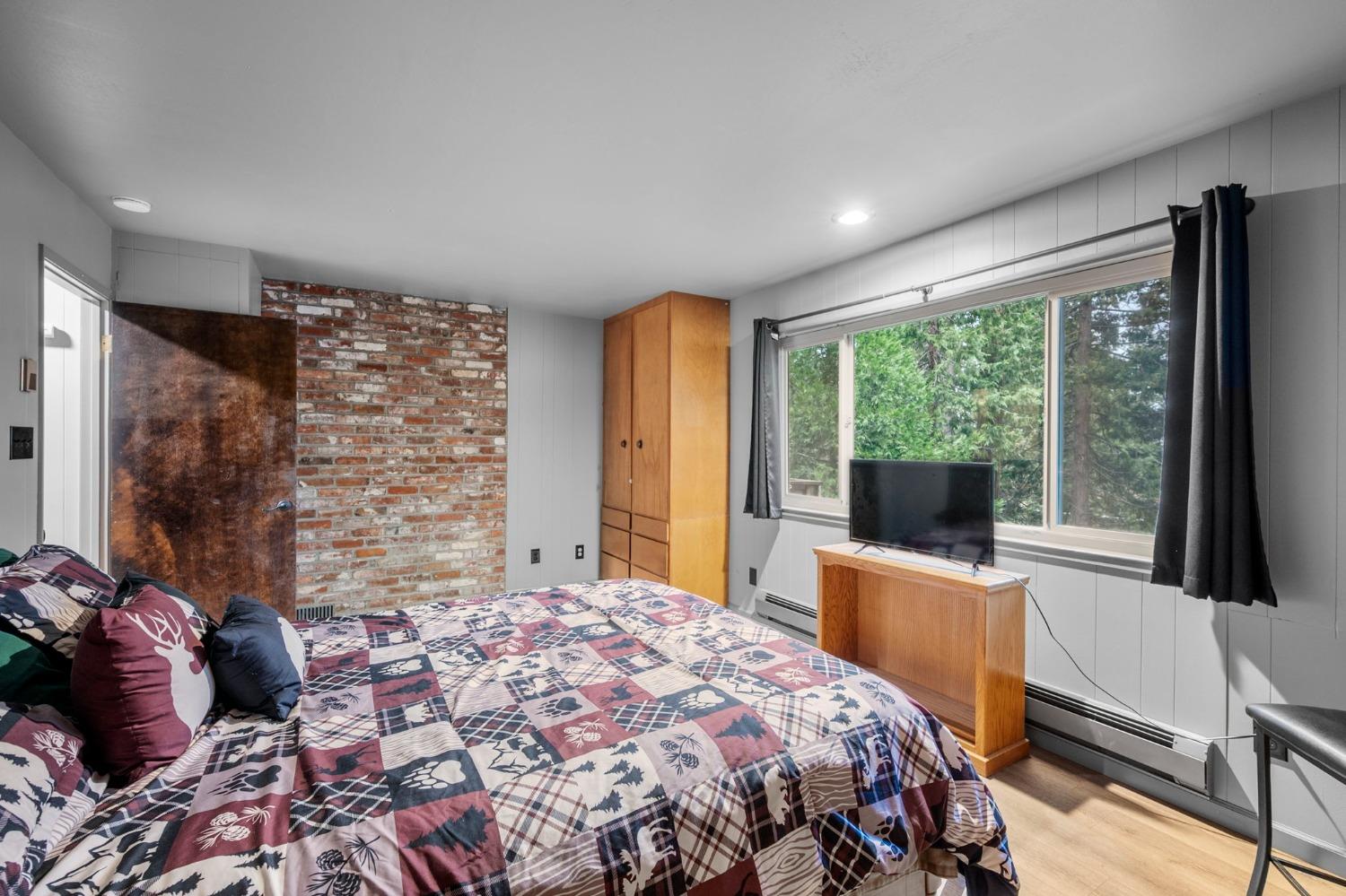 2301 Mustang Road