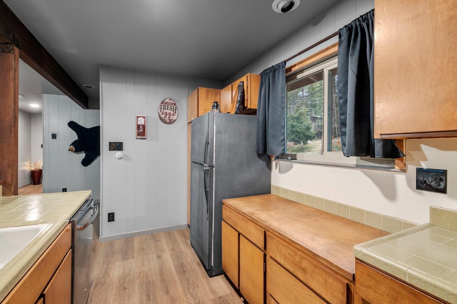 2301 Mustang Road