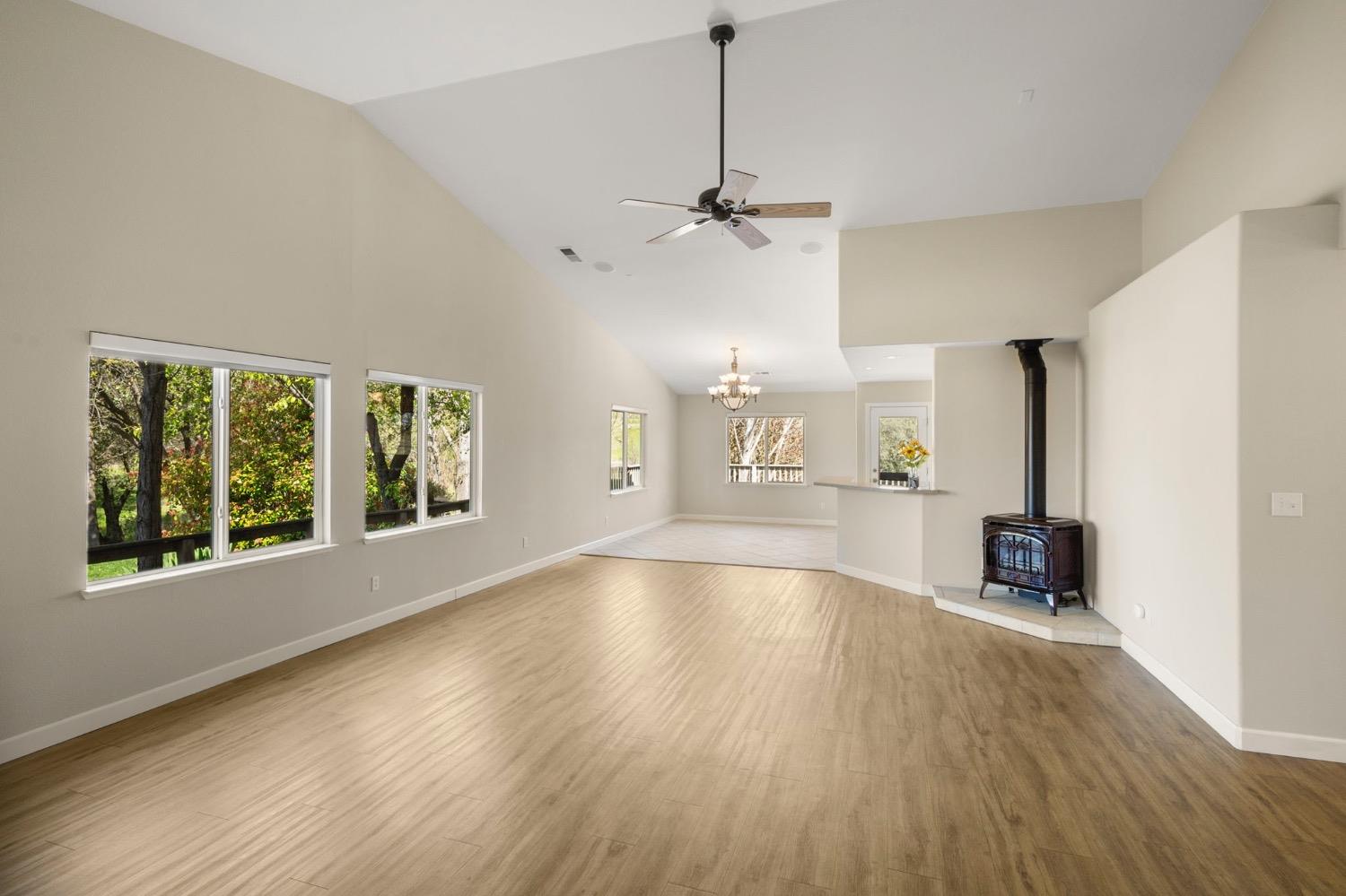 954 Country Lane