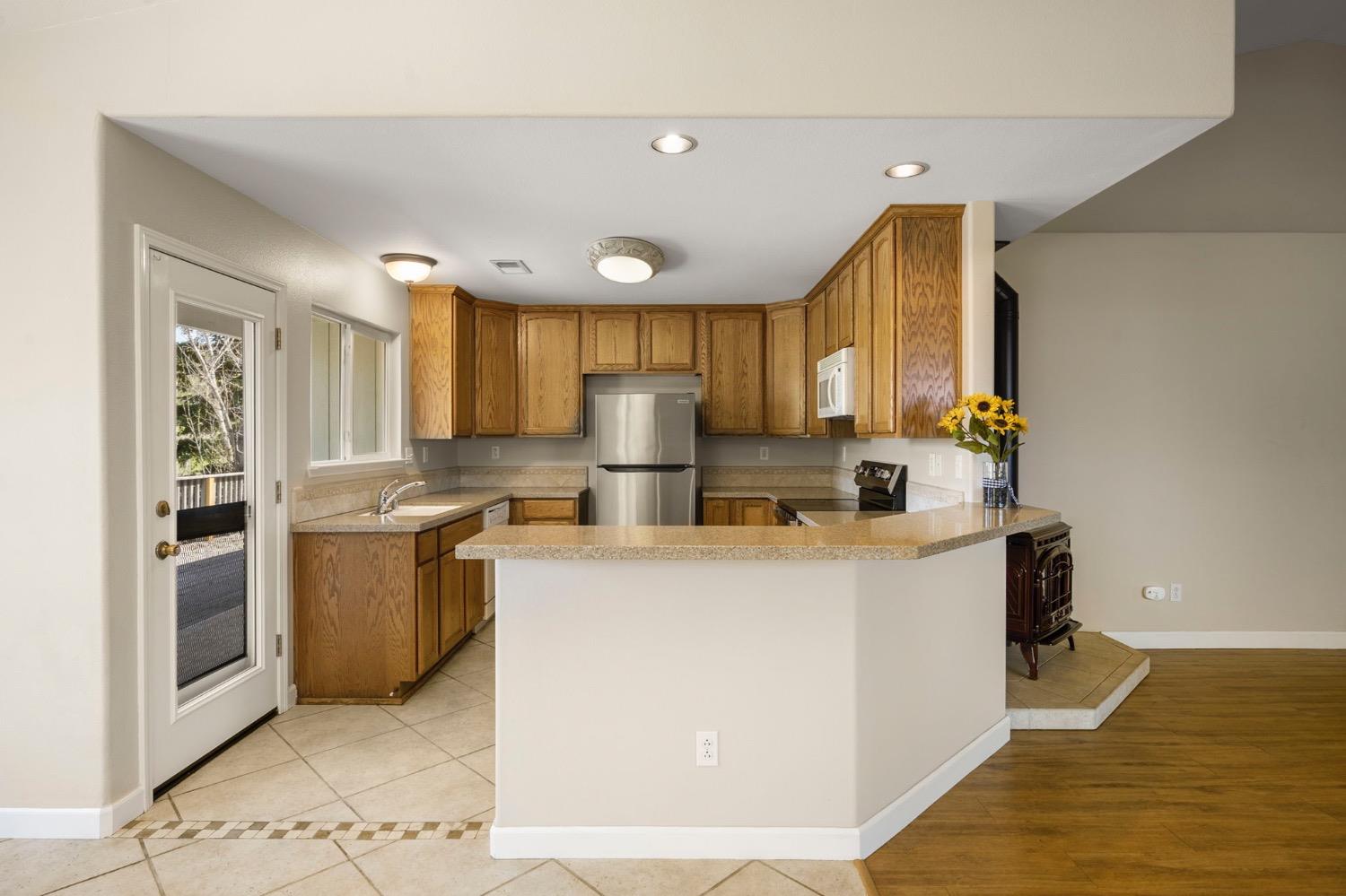954 Country Lane