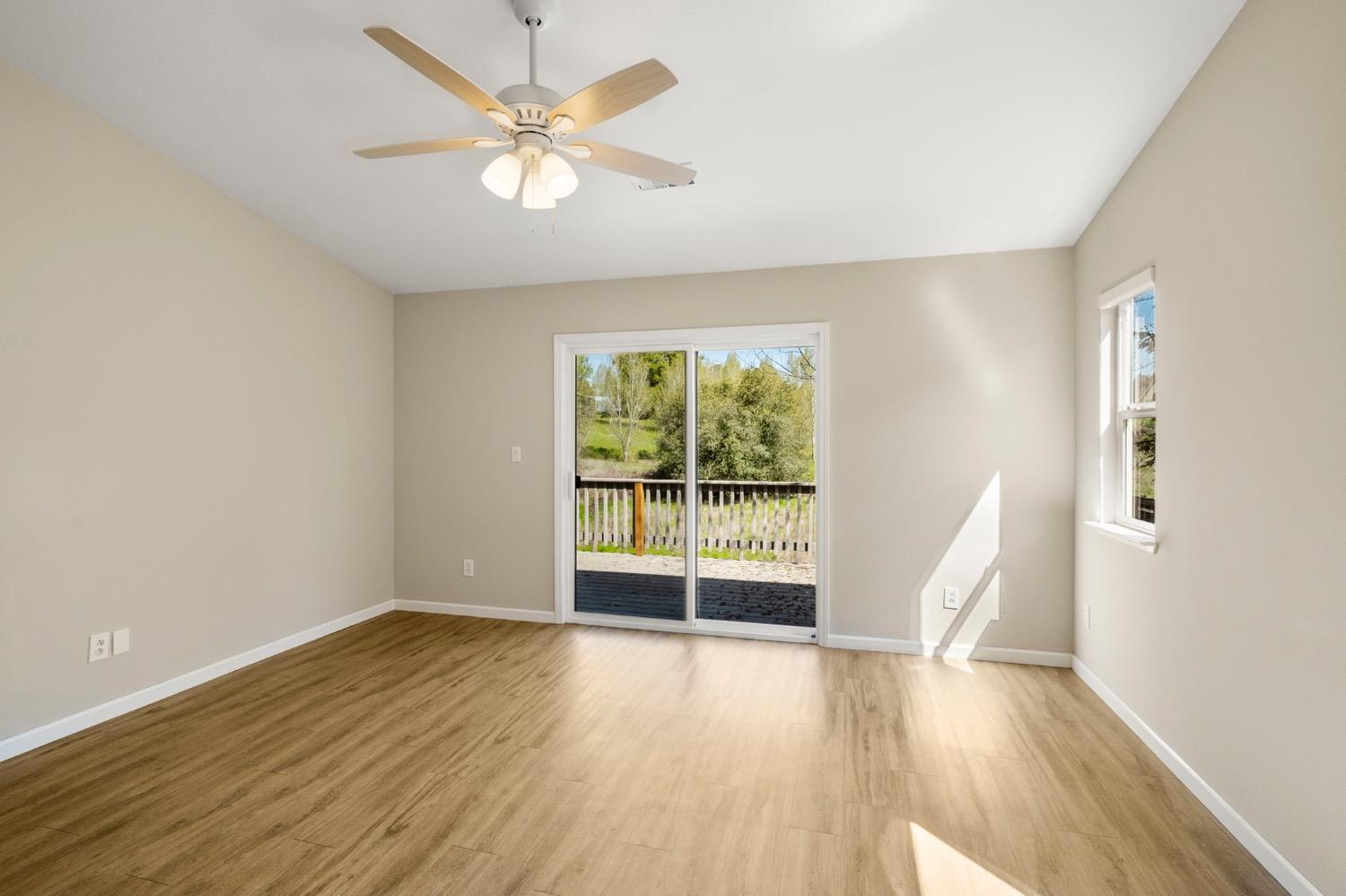954 Country Lane