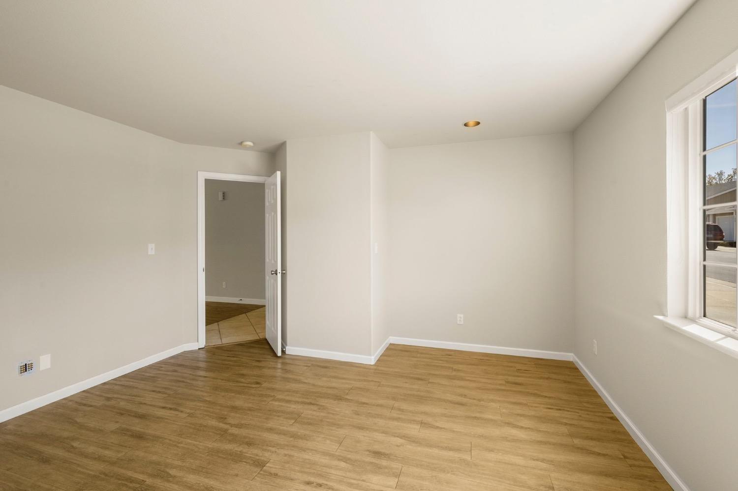 954 Country Lane
