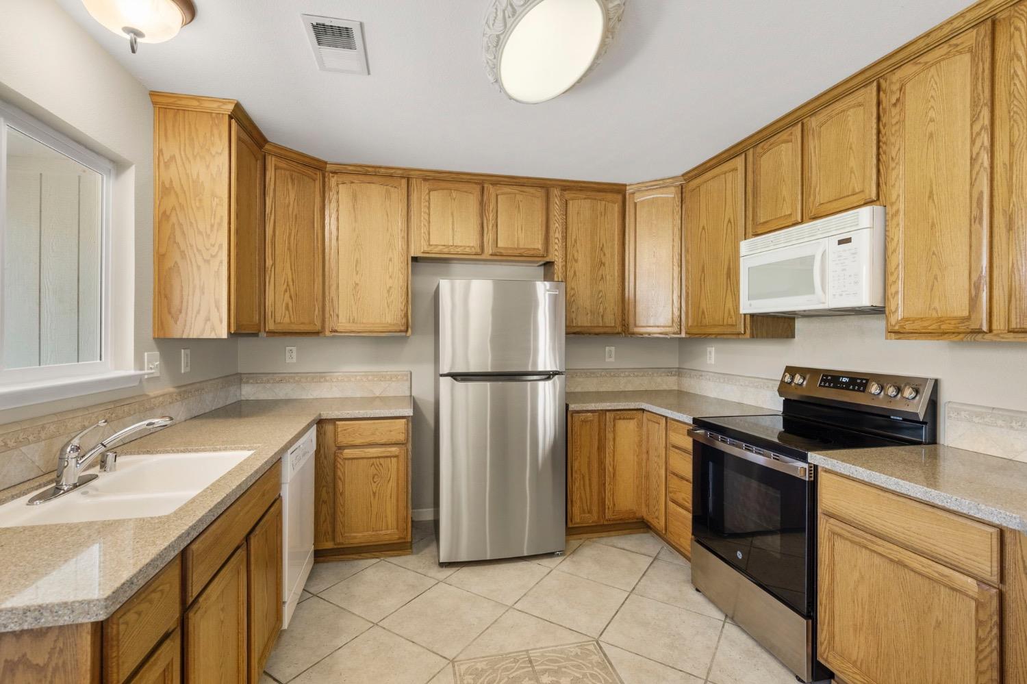 954 Country Lane