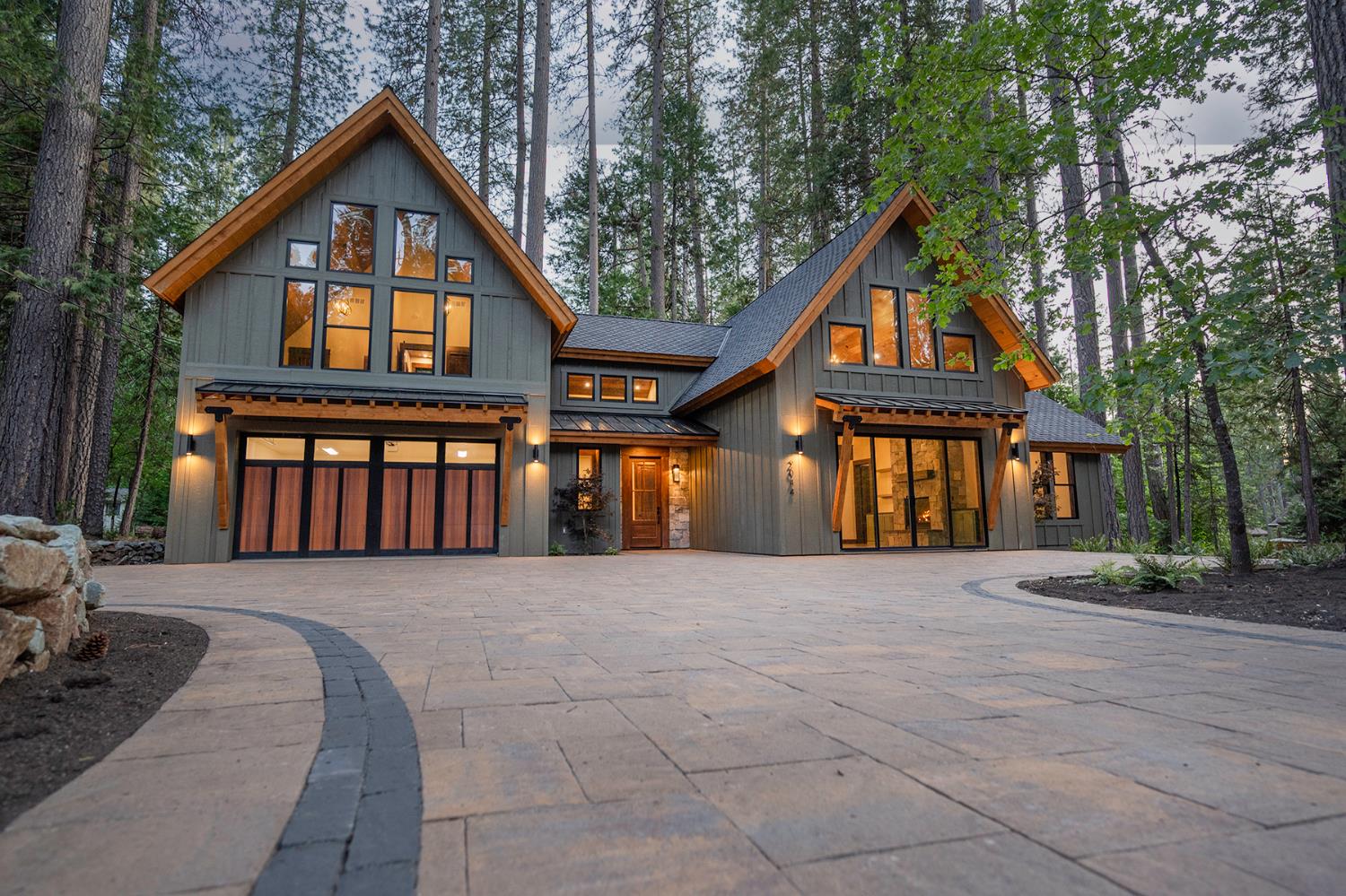 2044 Douglas Drive