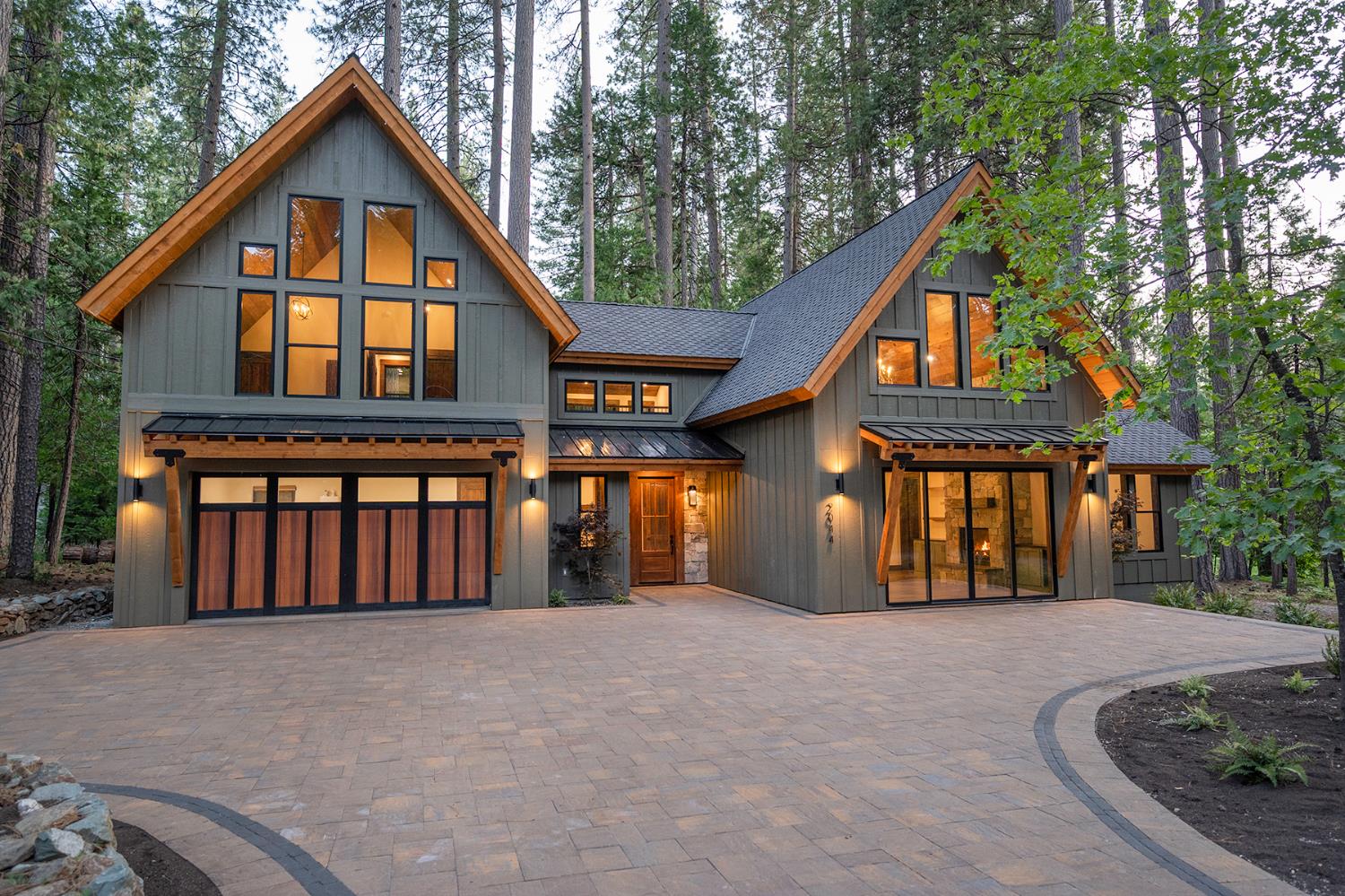 2044 Douglas Drive
