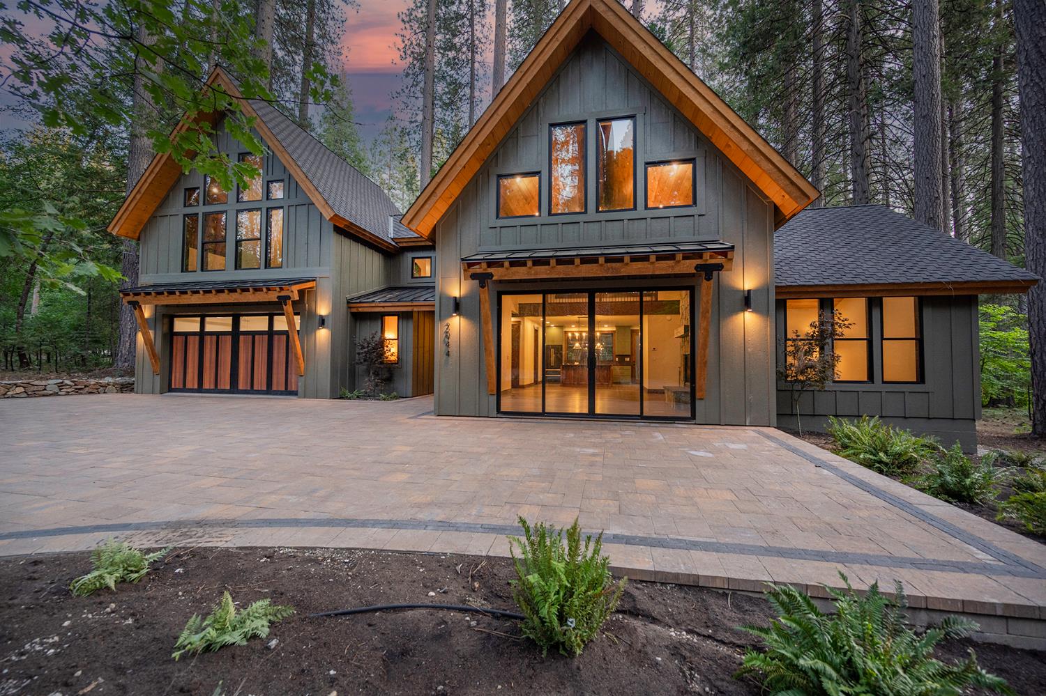 2044 Douglas Drive