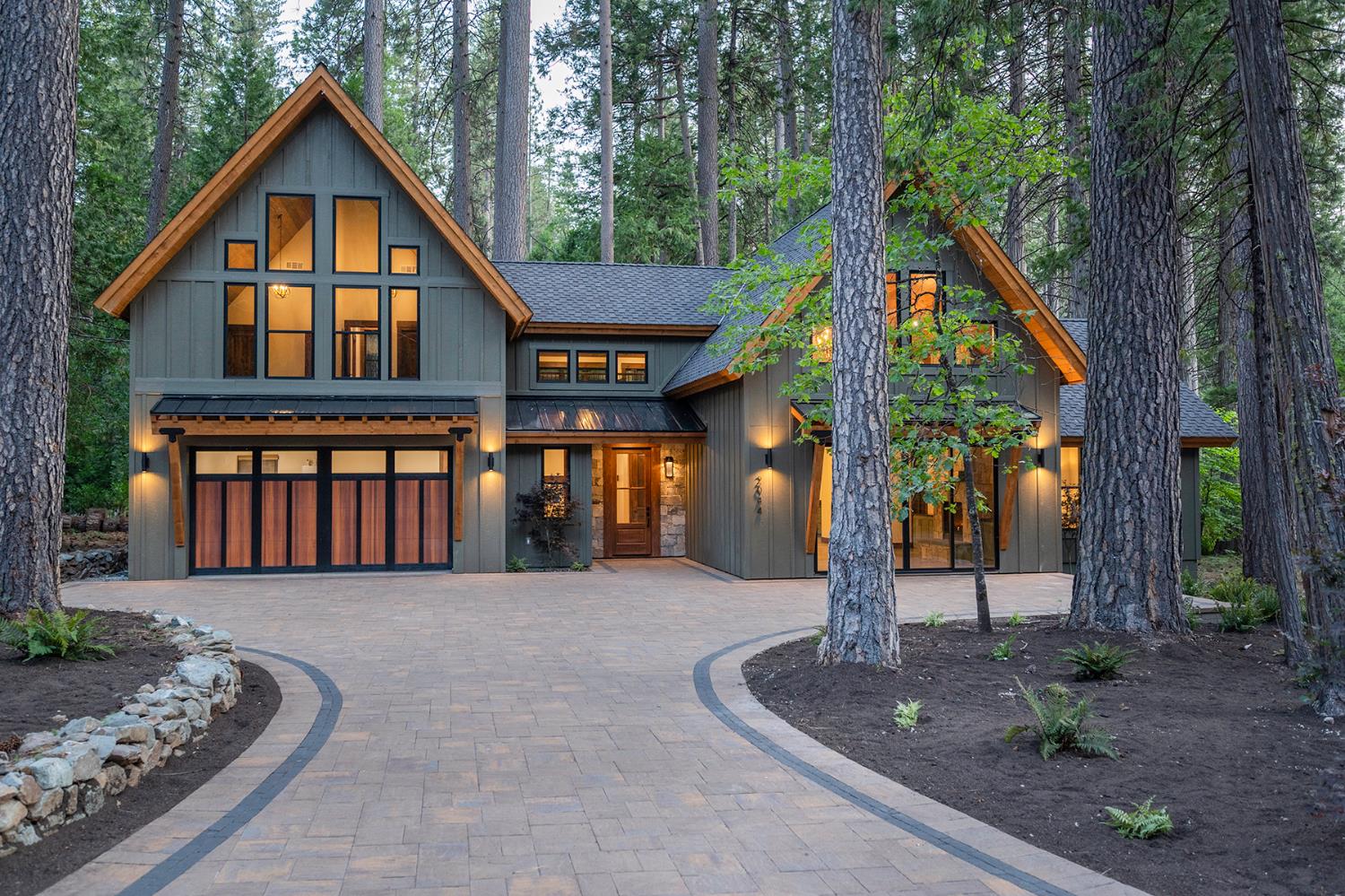 2044 Douglas Drive