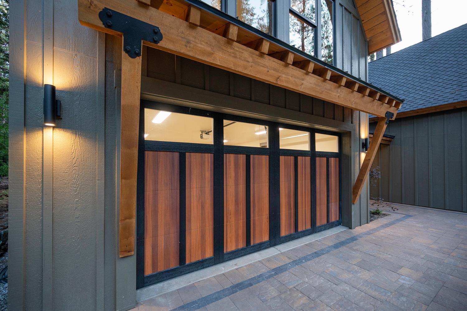 2044 Douglas Drive
