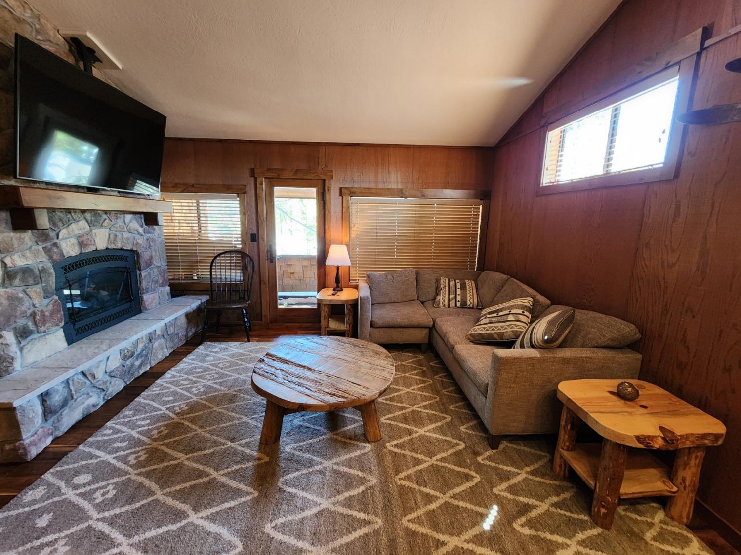 260 Bear Valley Rd. #5 Road