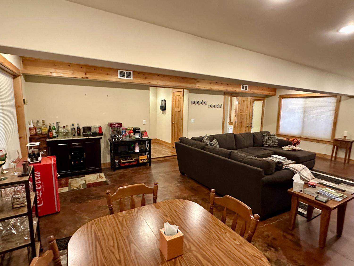 1428 Meadow Drive