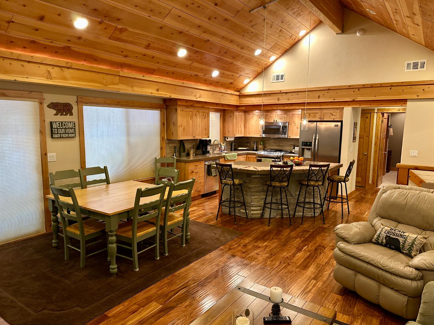 1428 Meadow Drive