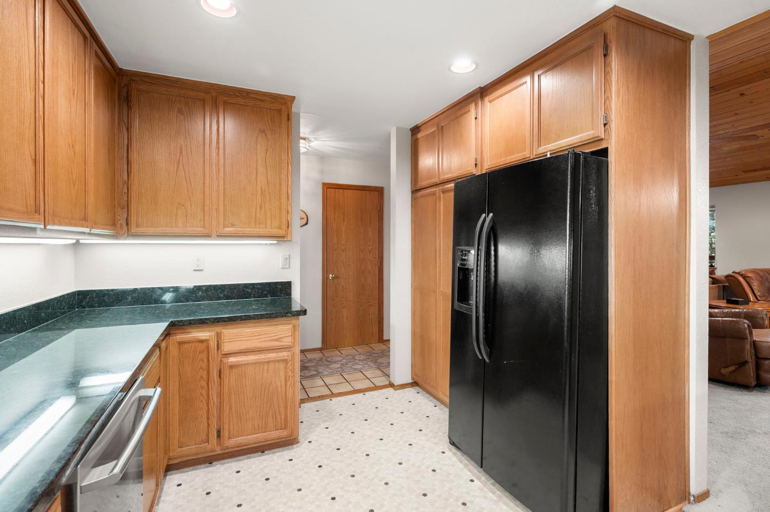 5590 Silver Saddle Court