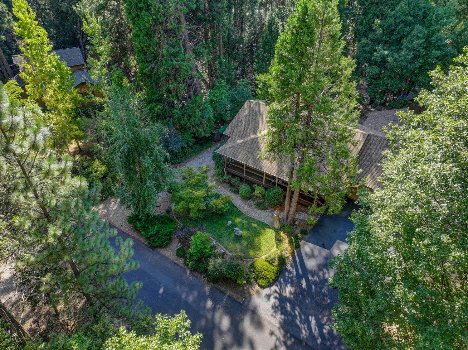 5590 Silver Saddle Court