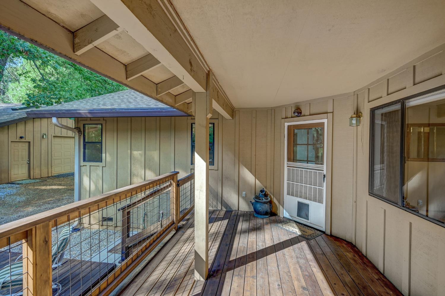5590 Silver Saddle Court
