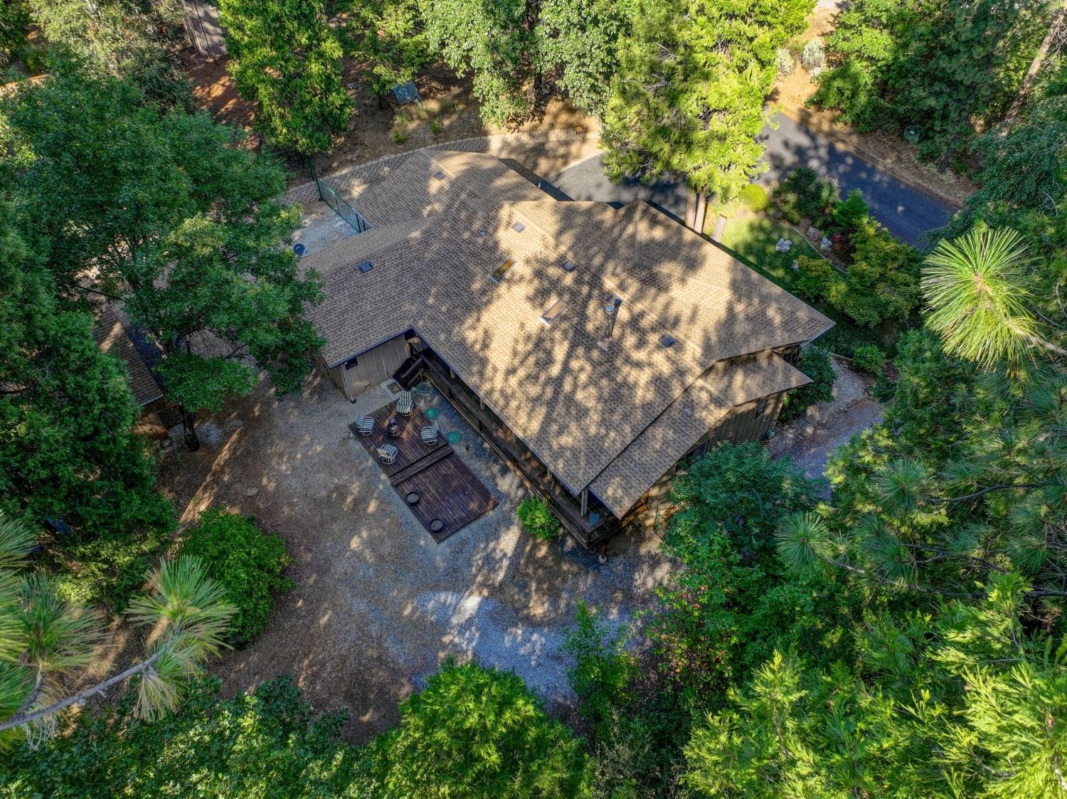 5590 Silver Saddle Court