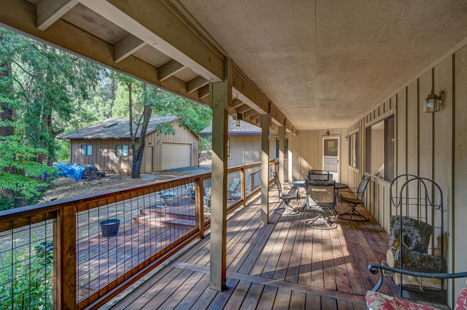 5590 Silver Saddle Court