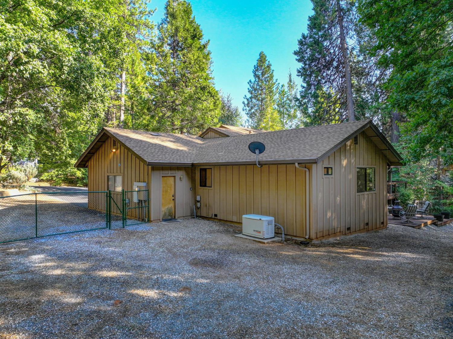 5590 Silver Saddle Court