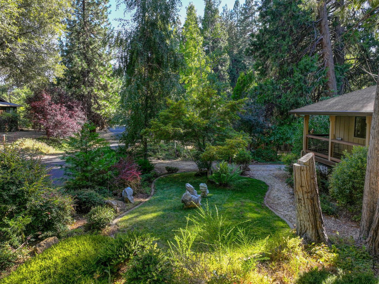 5590 Silver Saddle Court