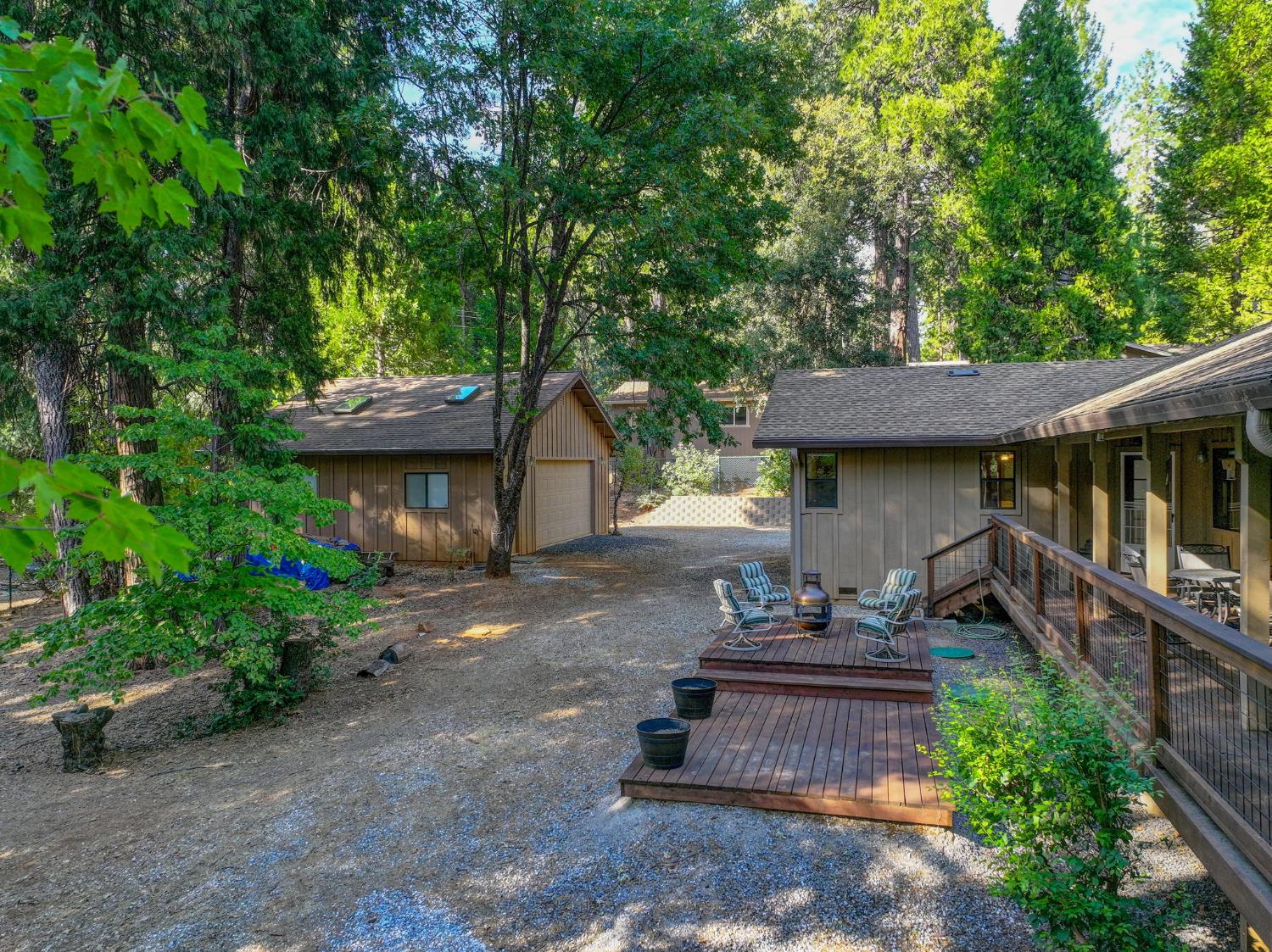 5590 Silver Saddle Court