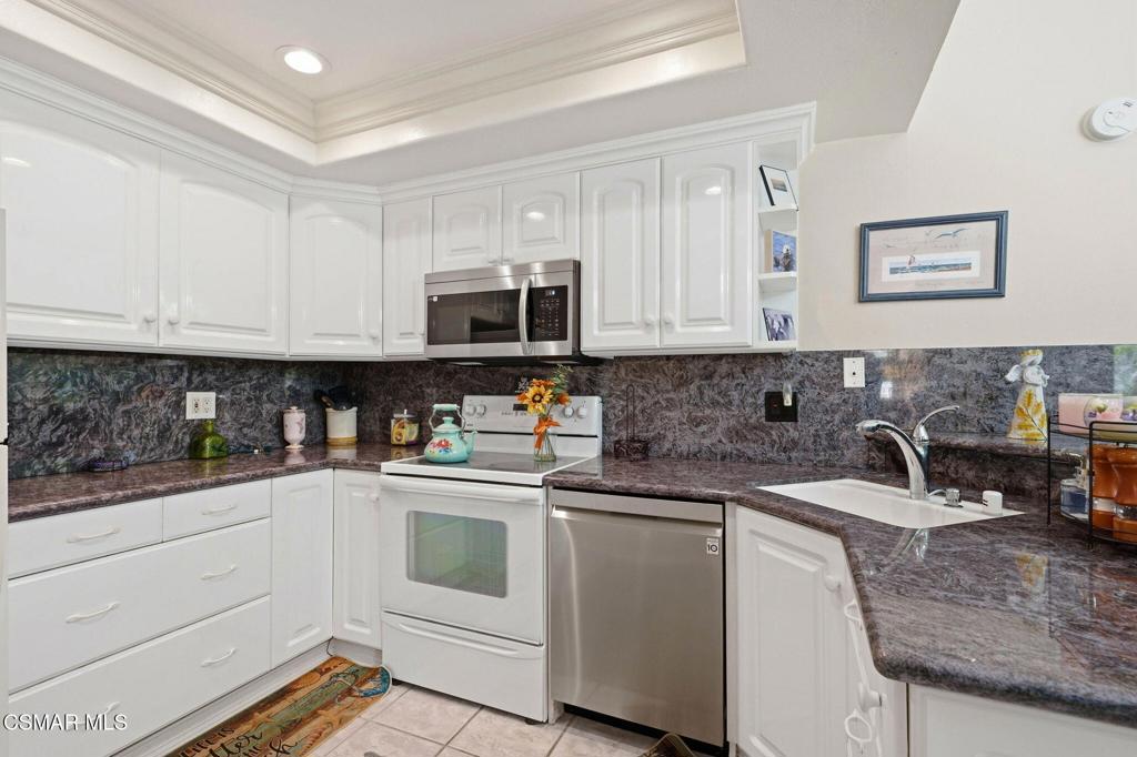 460 Arbor Lane Court 202