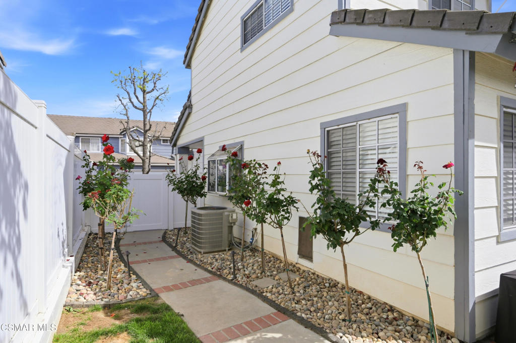 2746 Lemon Drive