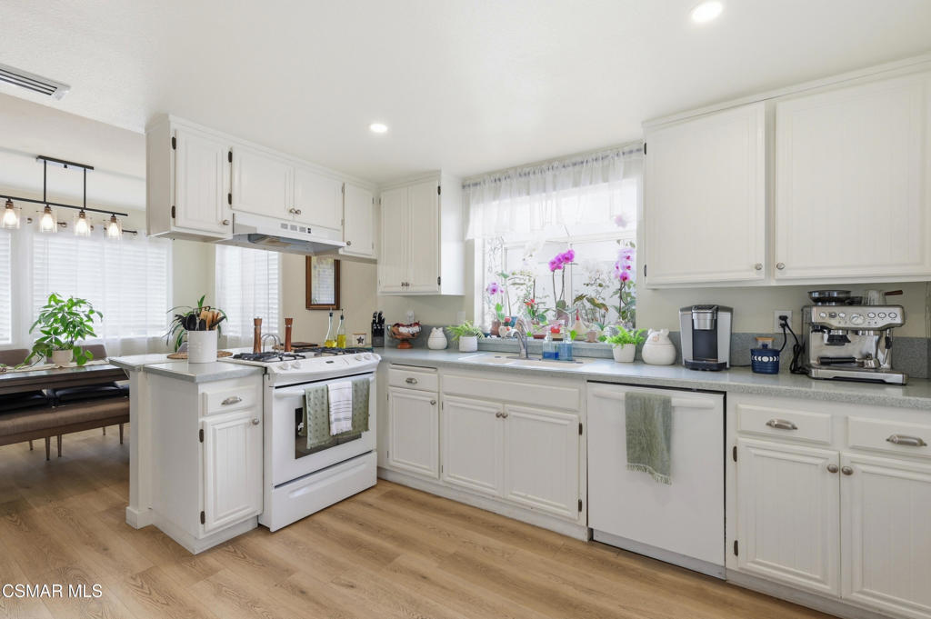2746 Lemon Drive