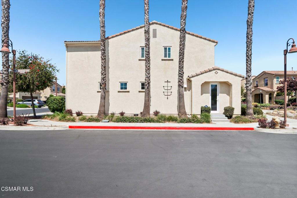 2922 Encina Lane