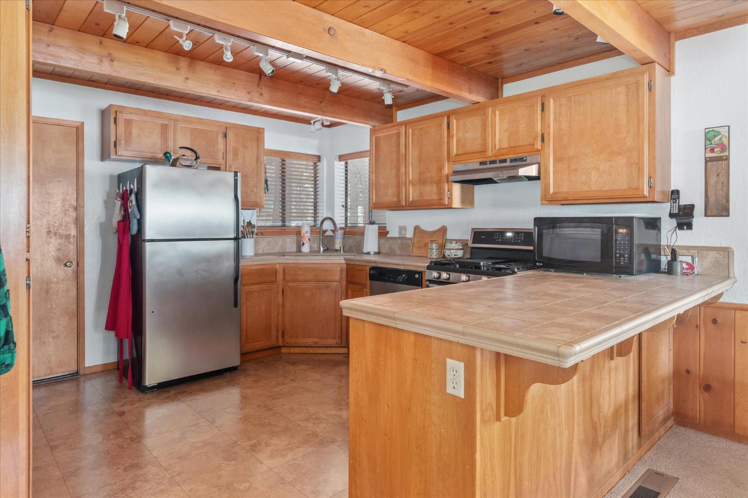 2821 Tahos Drive