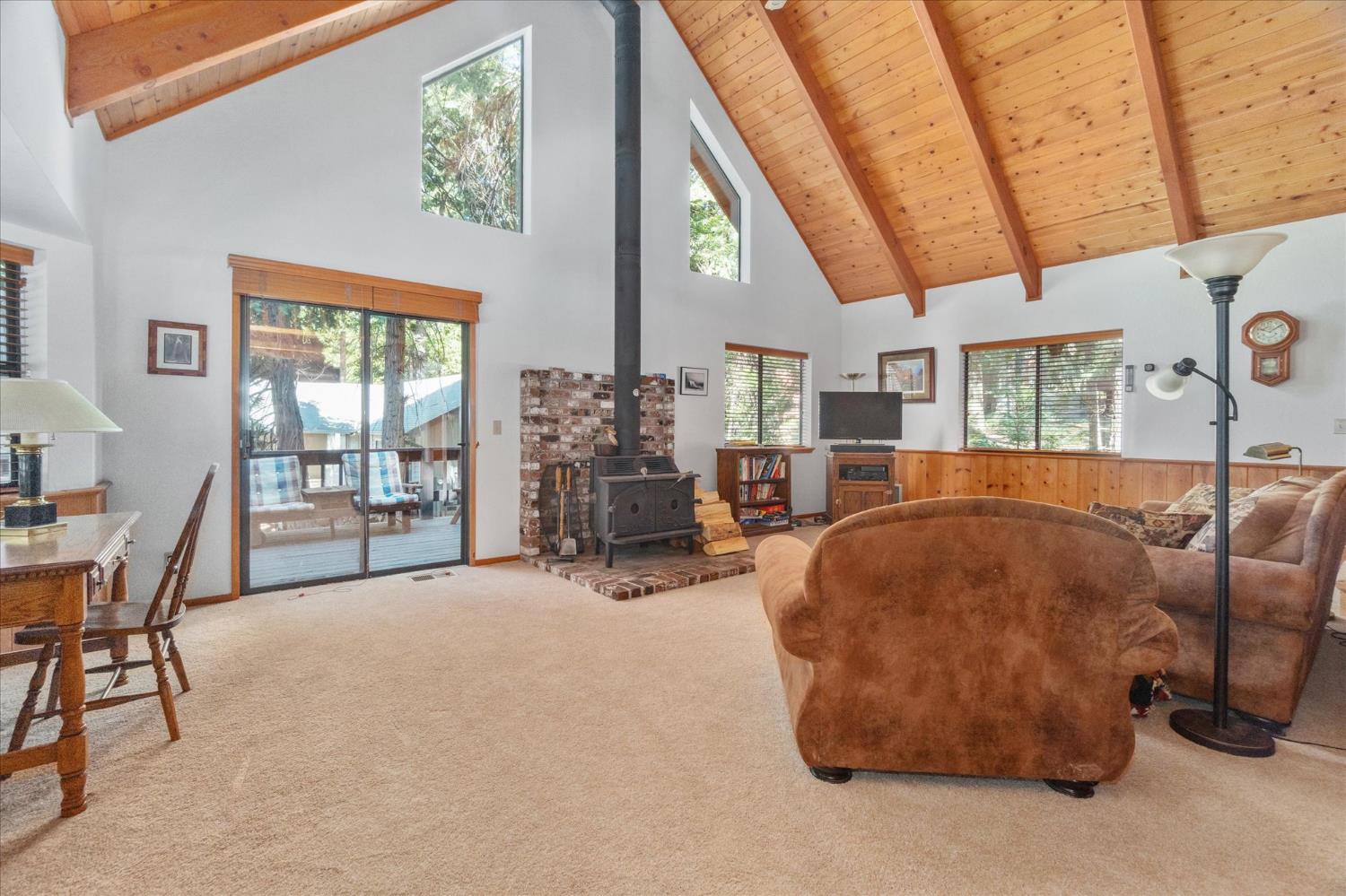2821 Tahos Drive