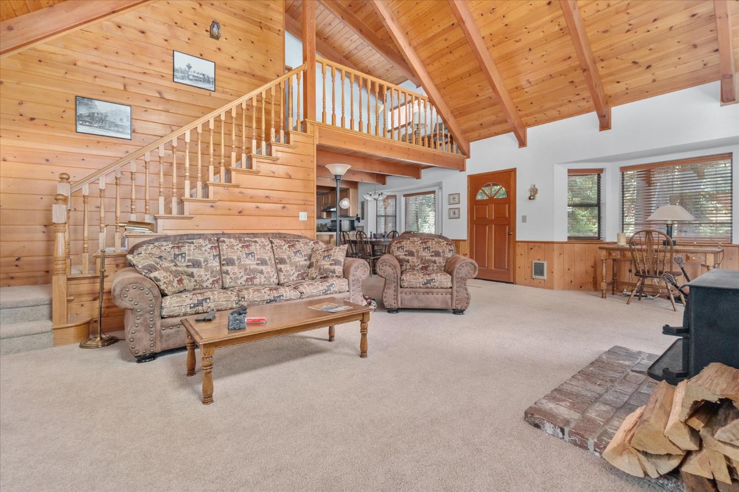 2821 Tahos Drive