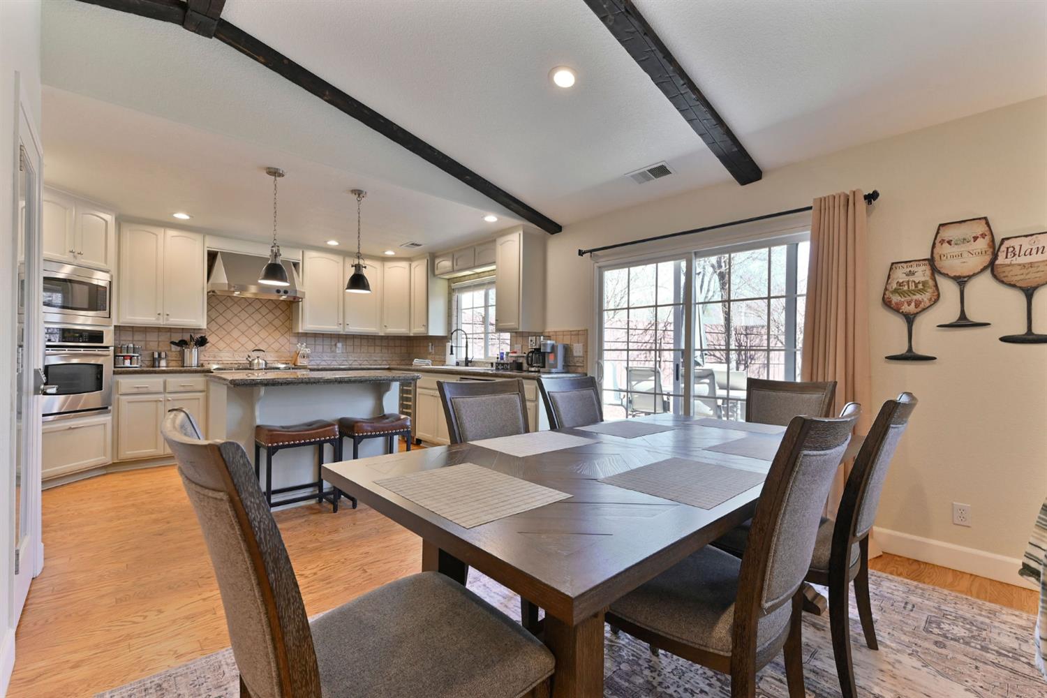 333 Oak Tree Circle