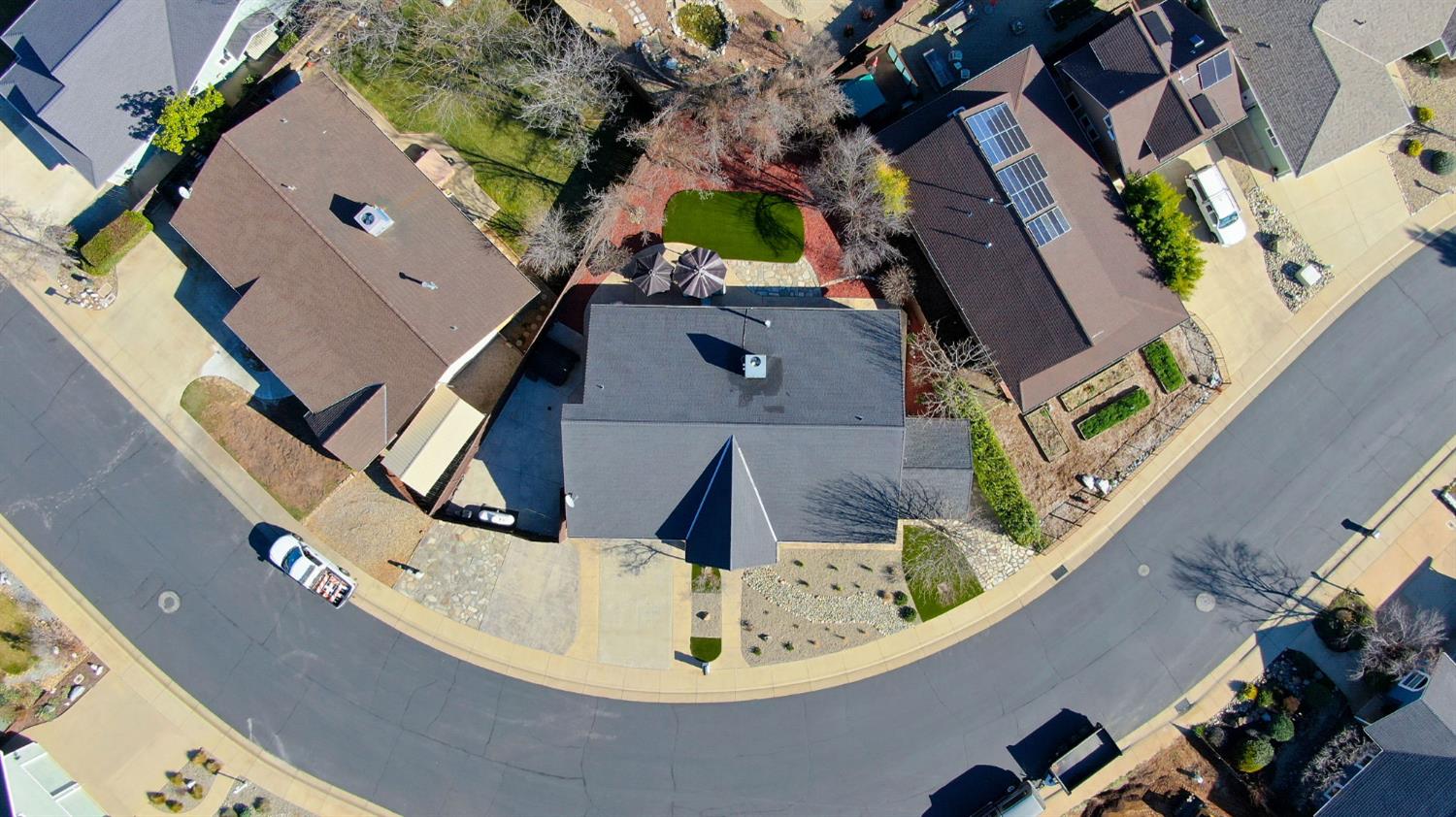 333 Oak Tree Circle
