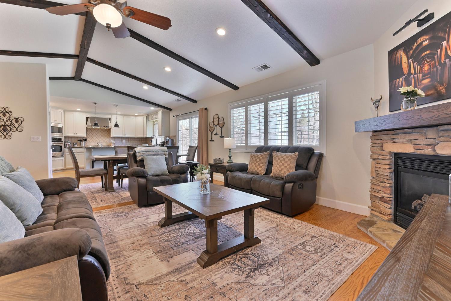 333 Oak Tree Circle